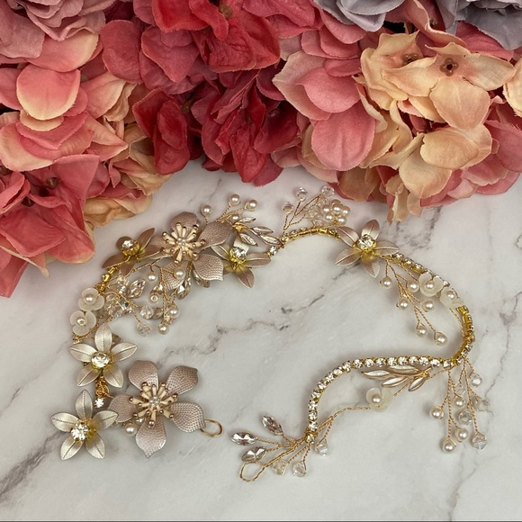 Romantic Rose Gold Flower Crystal Pearl Tiara Headdress - Picture 6 of 16